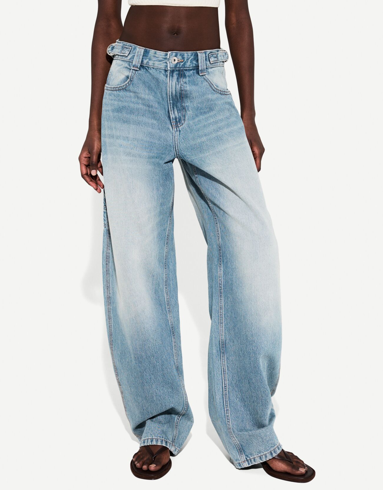Adjustable balloon fit carpenter jeans