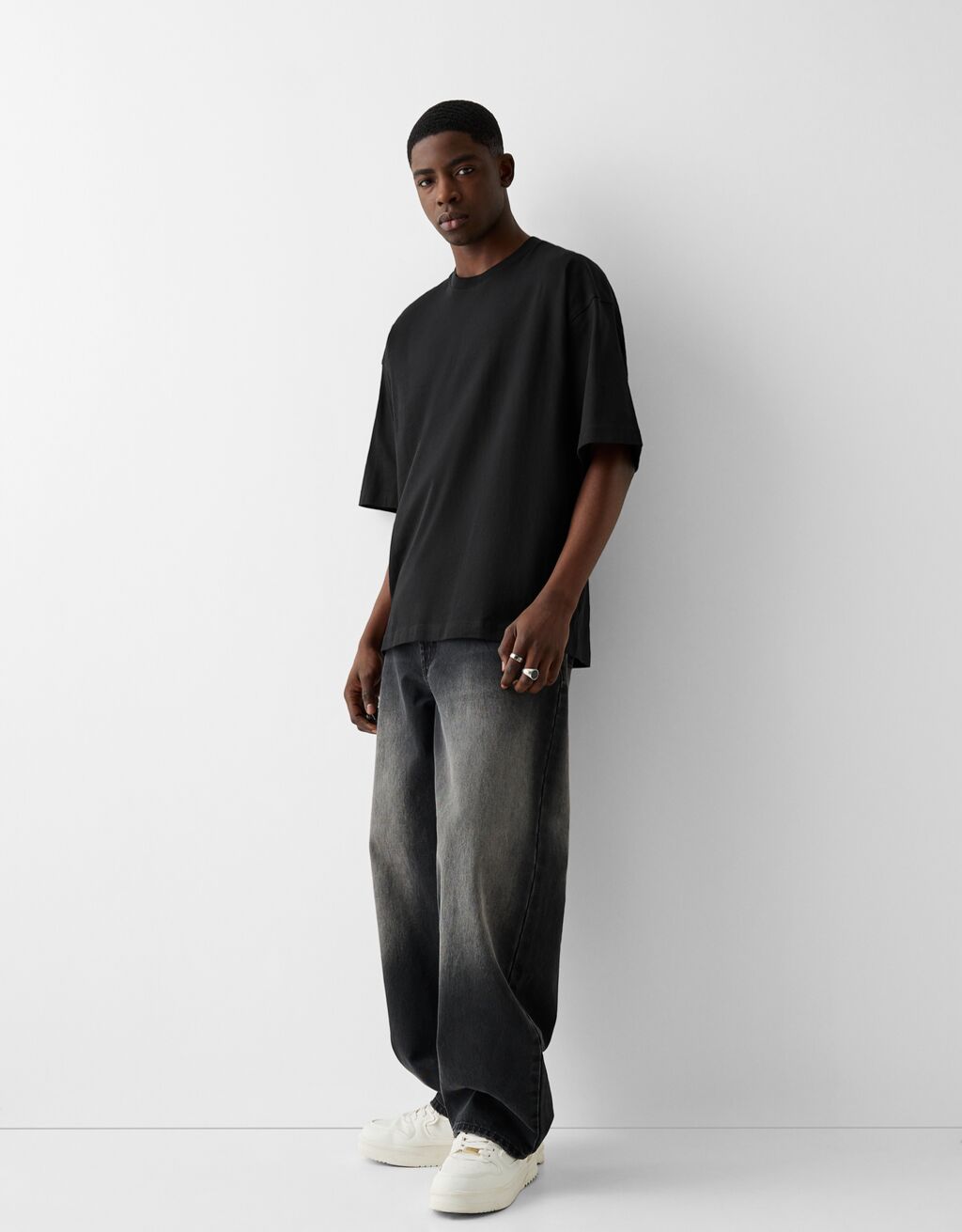 Oversized short sleeve T-shirt-Black-3