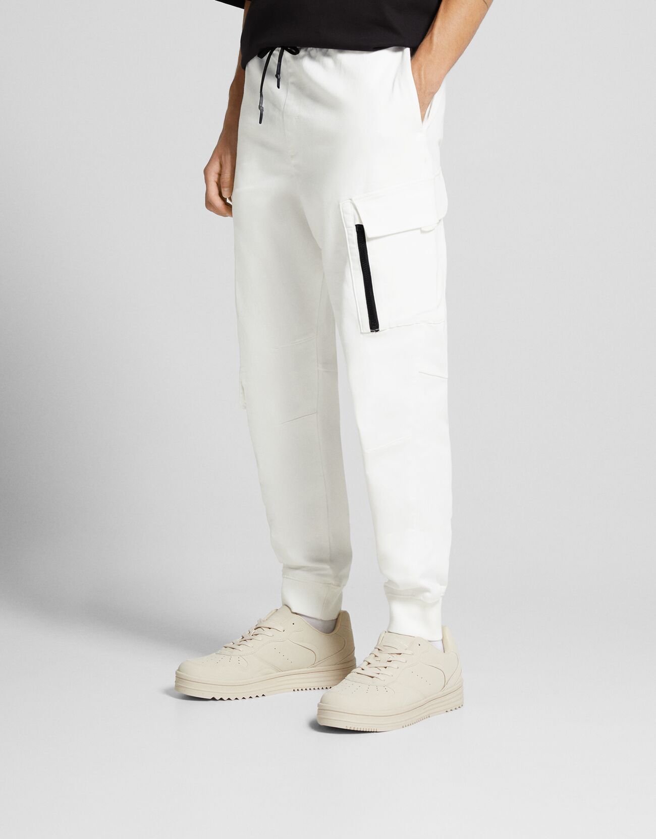 Bershka Cargo-Jogginghose Im Slim Fit Herren L Weiss