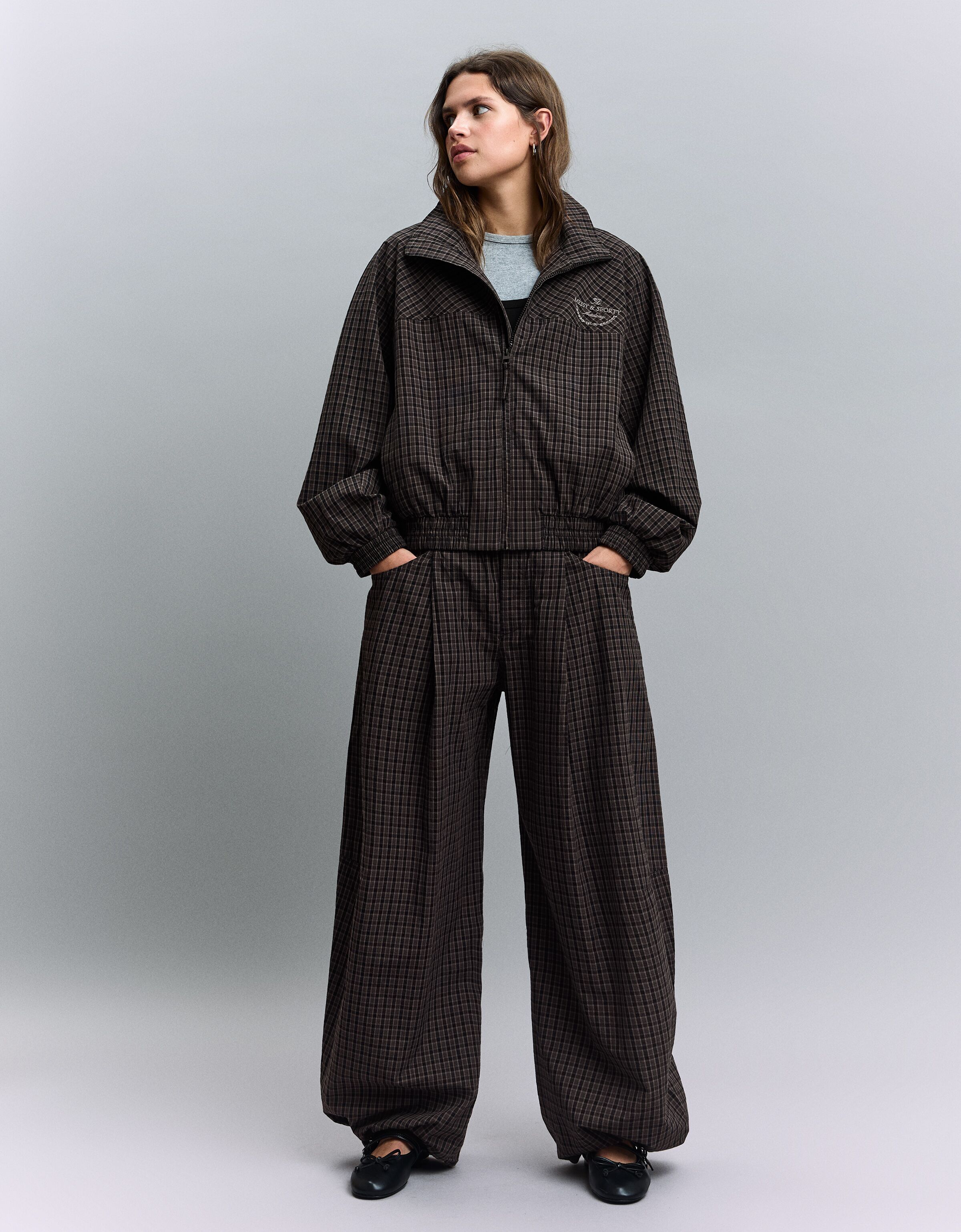 Spodnie parachute w kratę