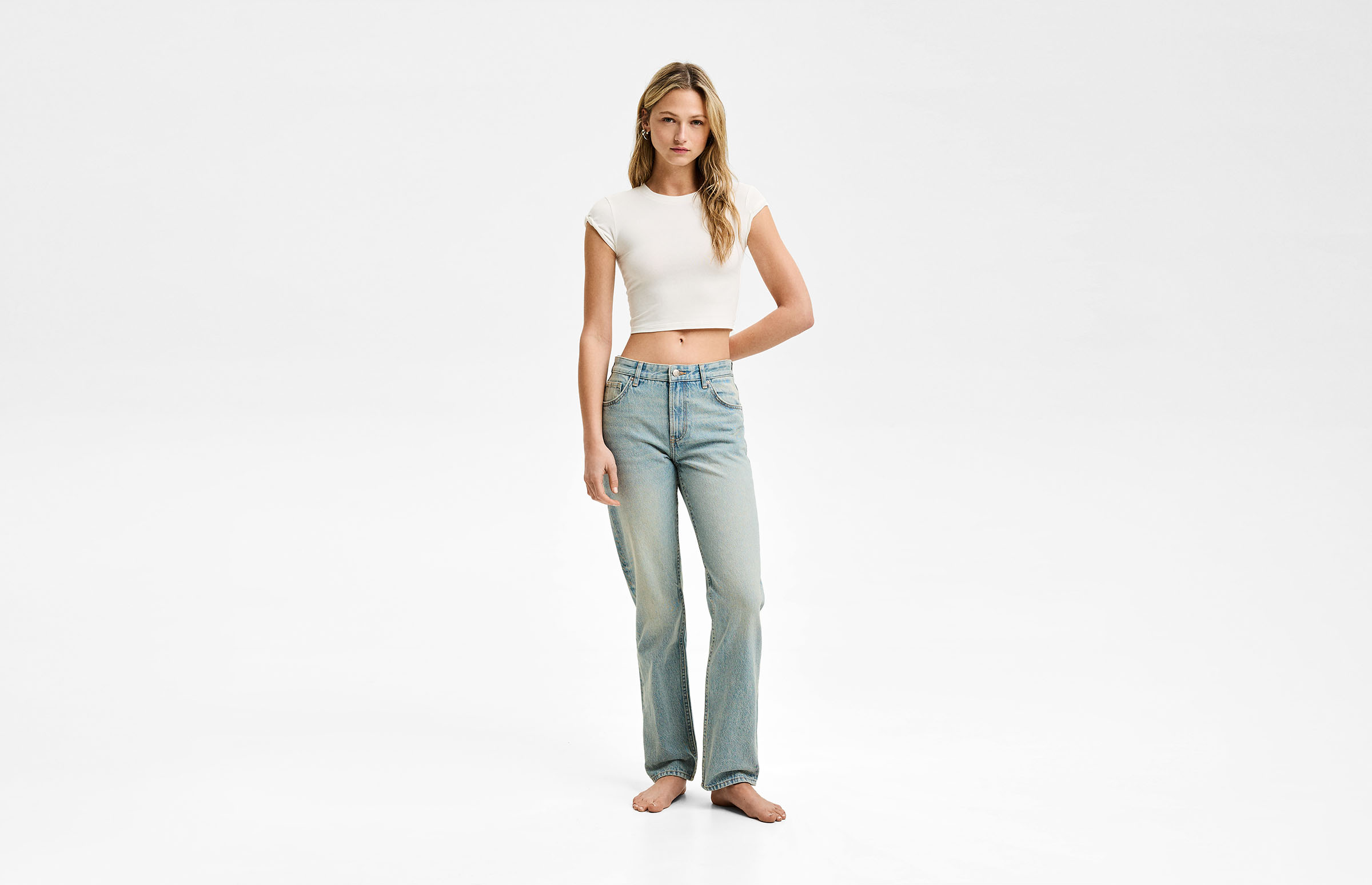 White/Gray 34                  EU discount 48% Bershka mom-fit jeans WOMEN FASHION Jeans Worn-in 