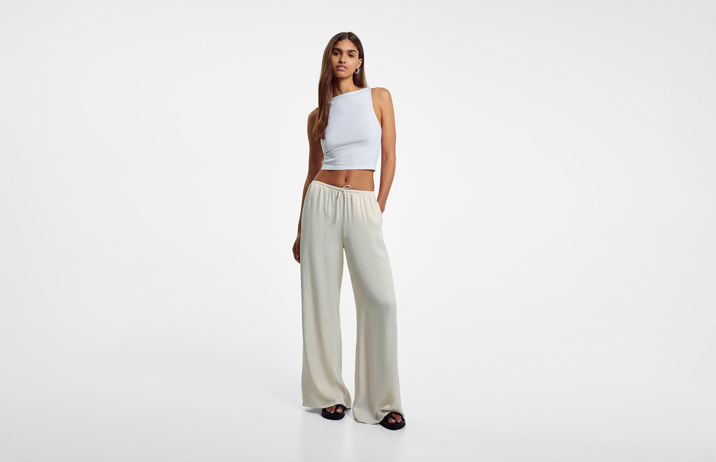 Honest review of Bershka linen trousers 🤎, Gallery posted by Katiesfitz