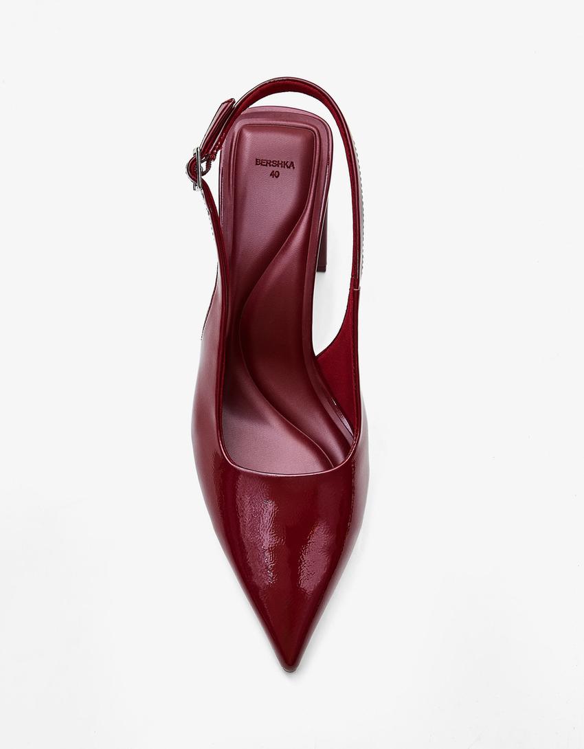 Slingback block heel shoes-Maroon