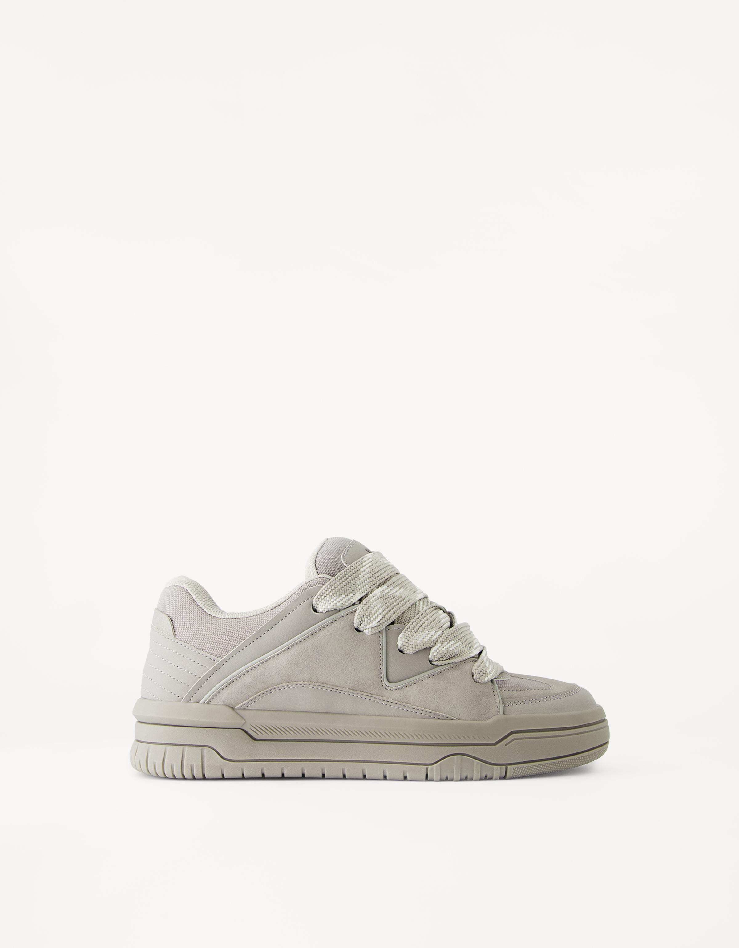 Bershka Skate-Sneaker Dicke Sohle Herren 43 Grau