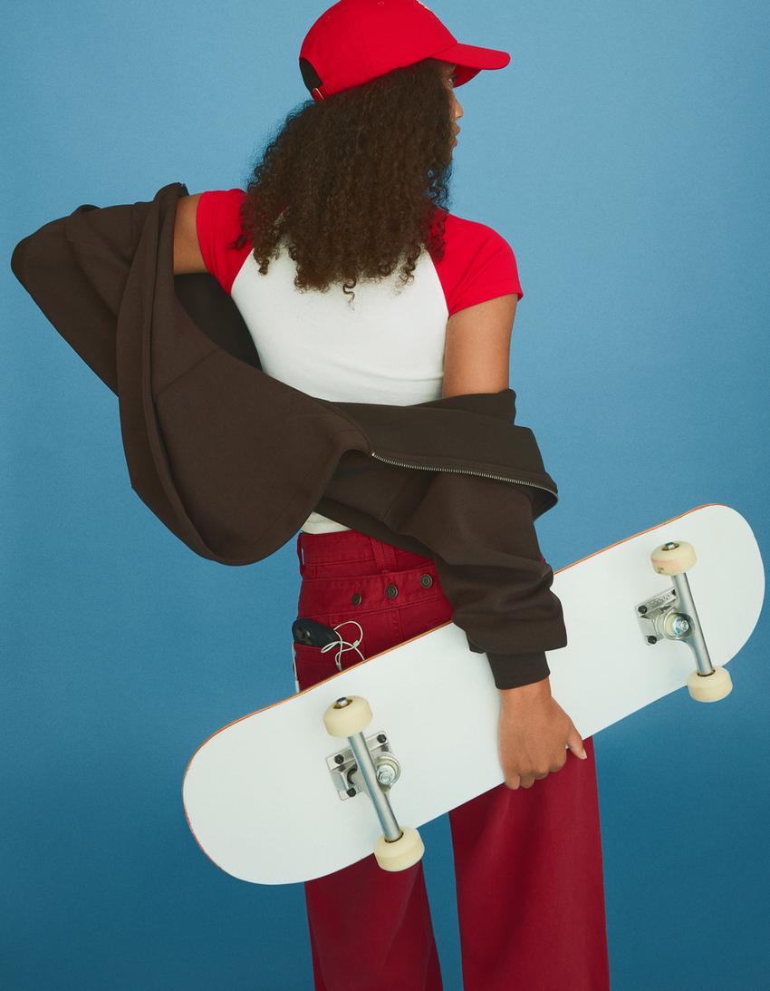 Figurbetontes Raglan-Shirt-Weiss