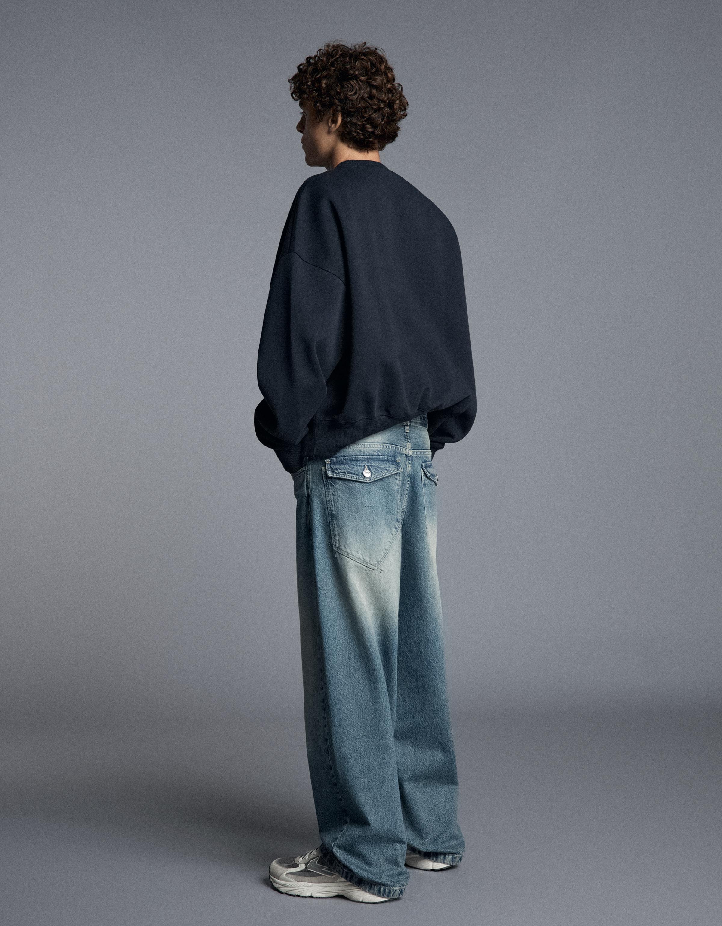 Neobarrel jeans with back buckle — Light blue