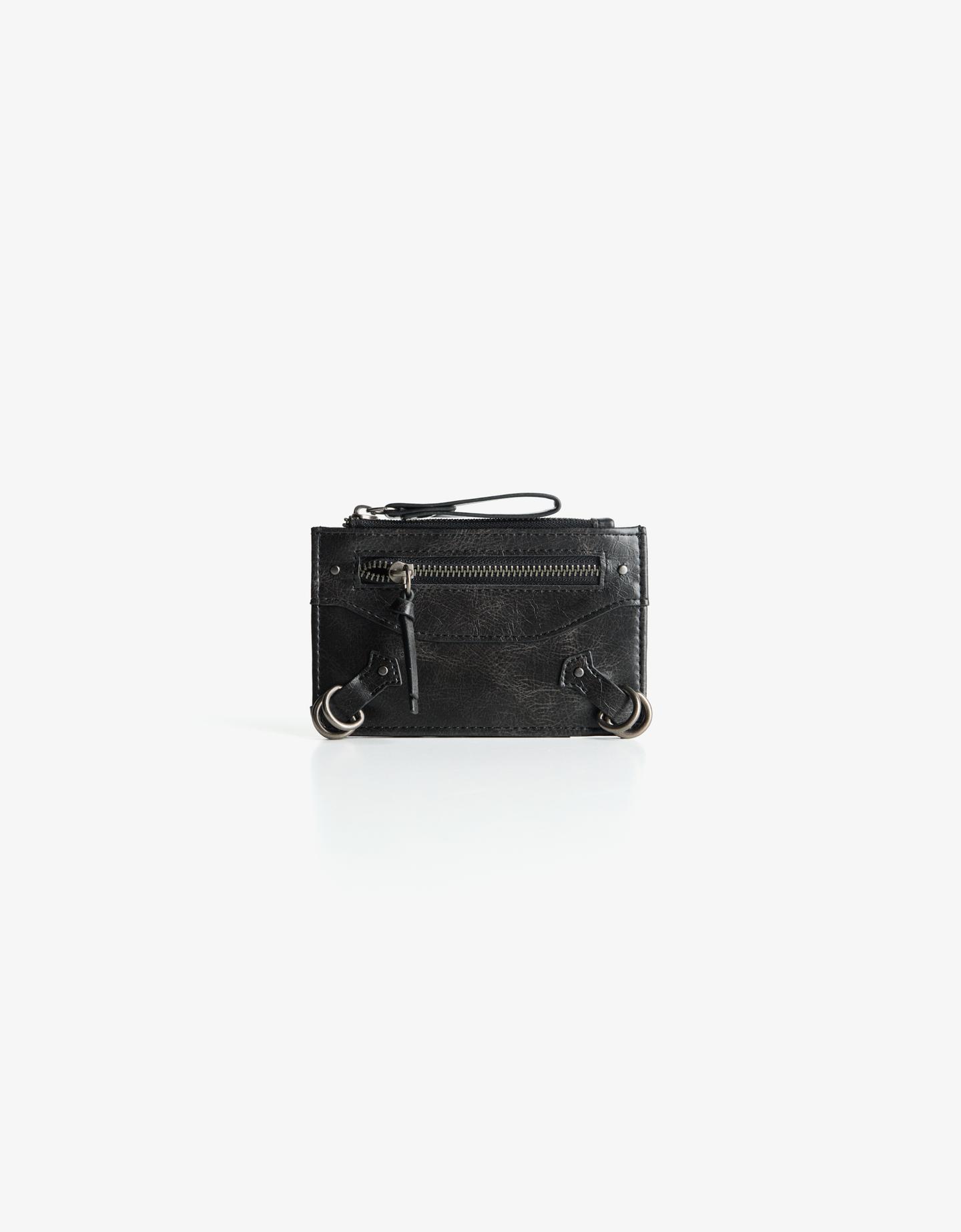 Bershka etui na karty z efektem postarzenia czarny