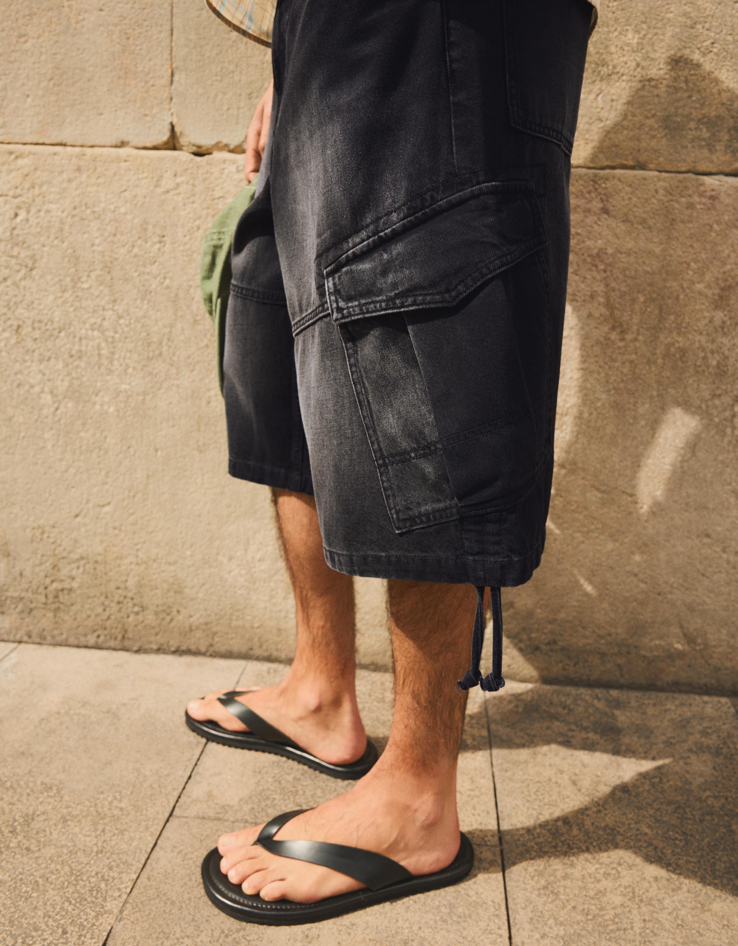 Denim cargo parachute Bermuda shorts — Black