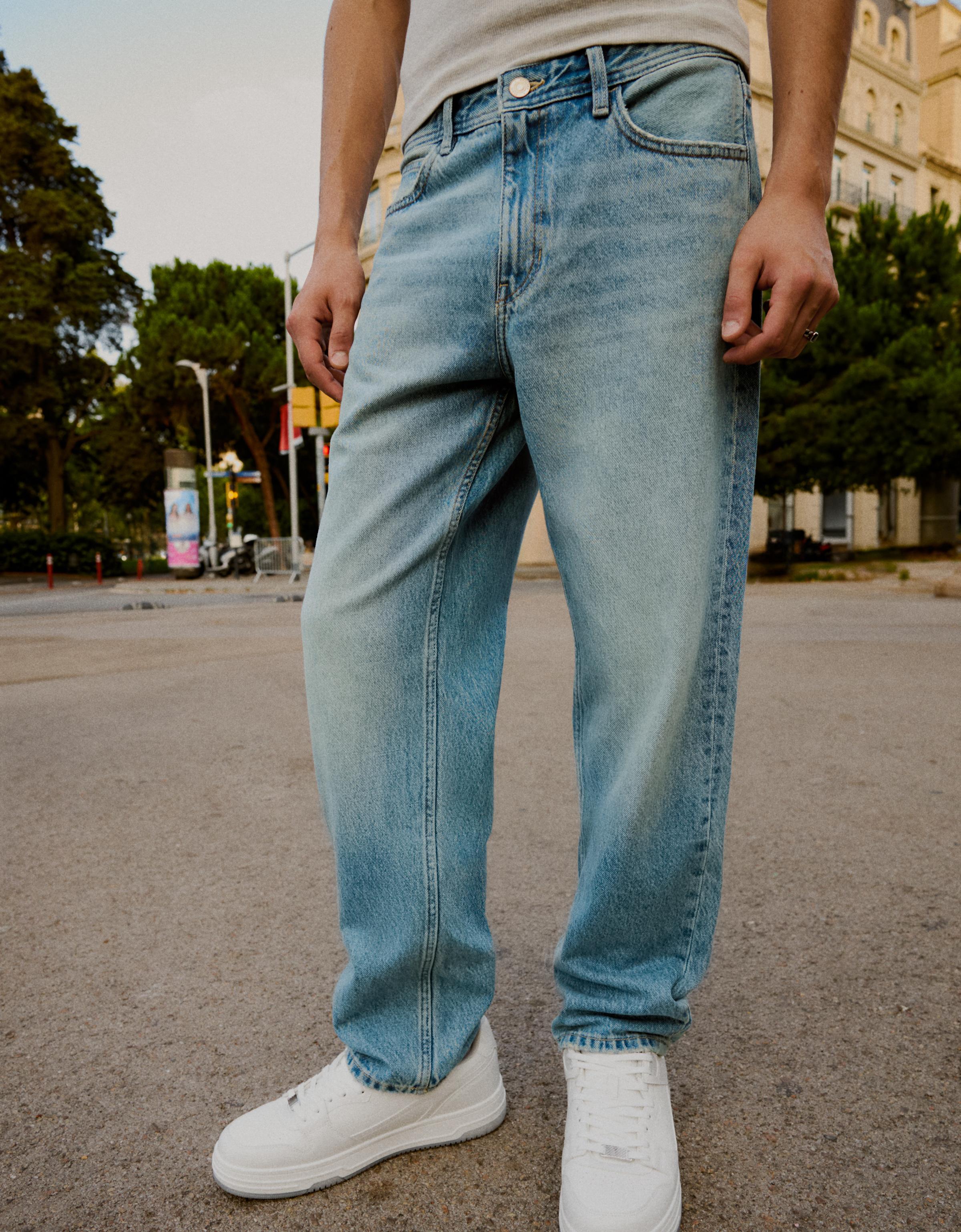 Straight-leg jeans — Light blue