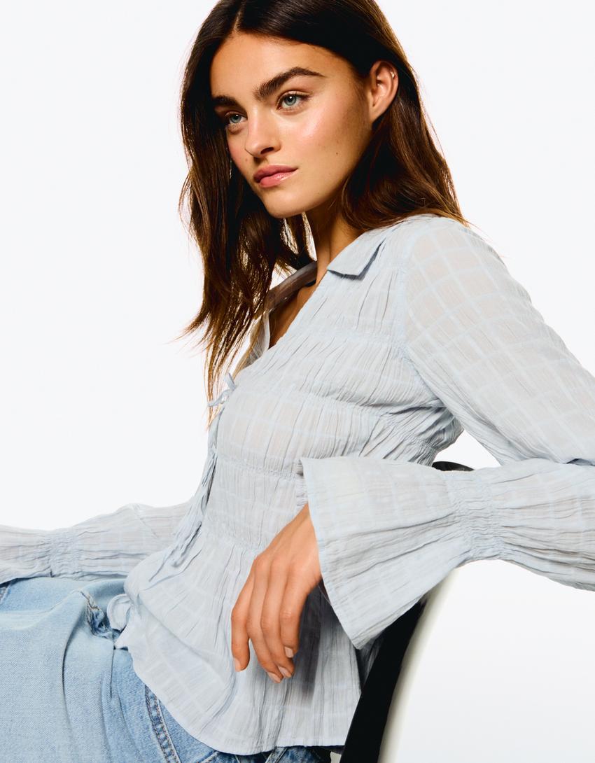 Rustieke blouse met plooi-Lichtblauw