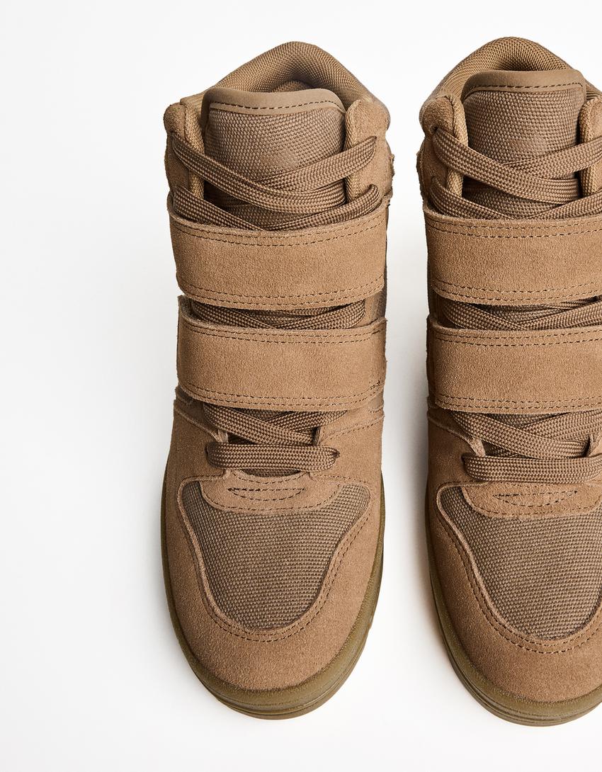 Sneakersy botki z koturną wewnętrzną-Jasnobrzowy-1