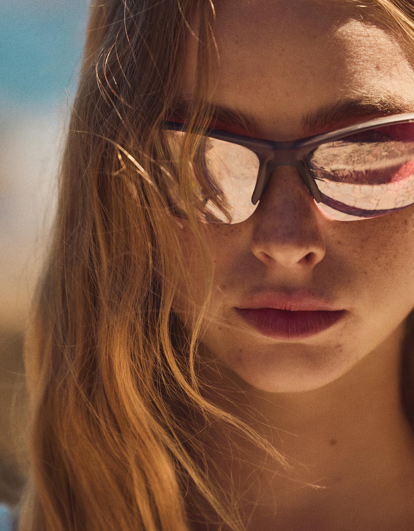 Bershka okulary polaryzacyjne szary