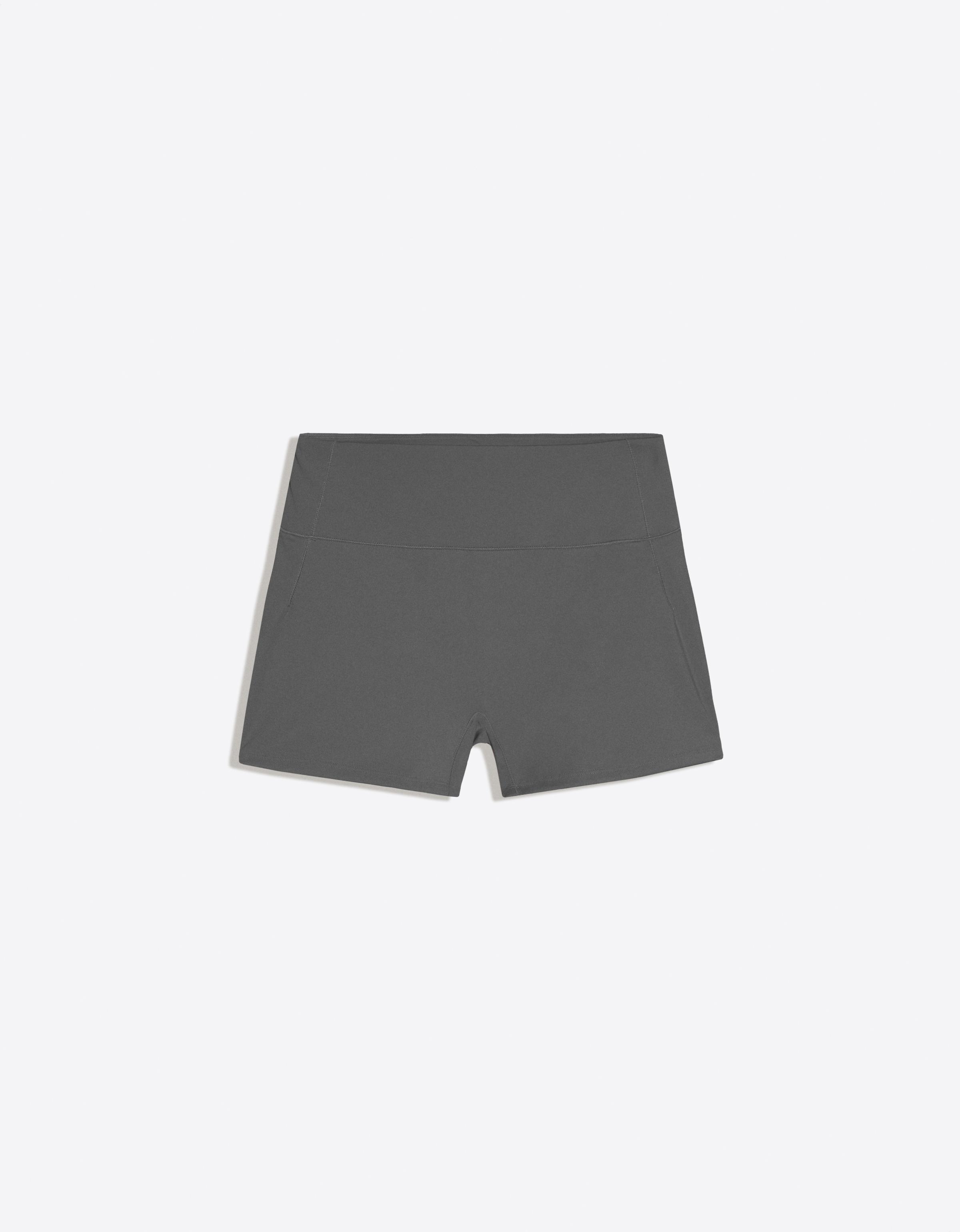 Bershka Shorts Técnicos Mujer Grafito