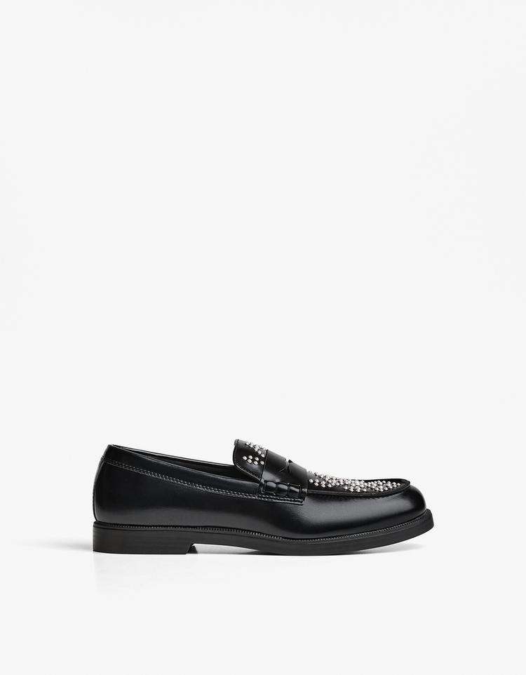 Penny loafer with detail