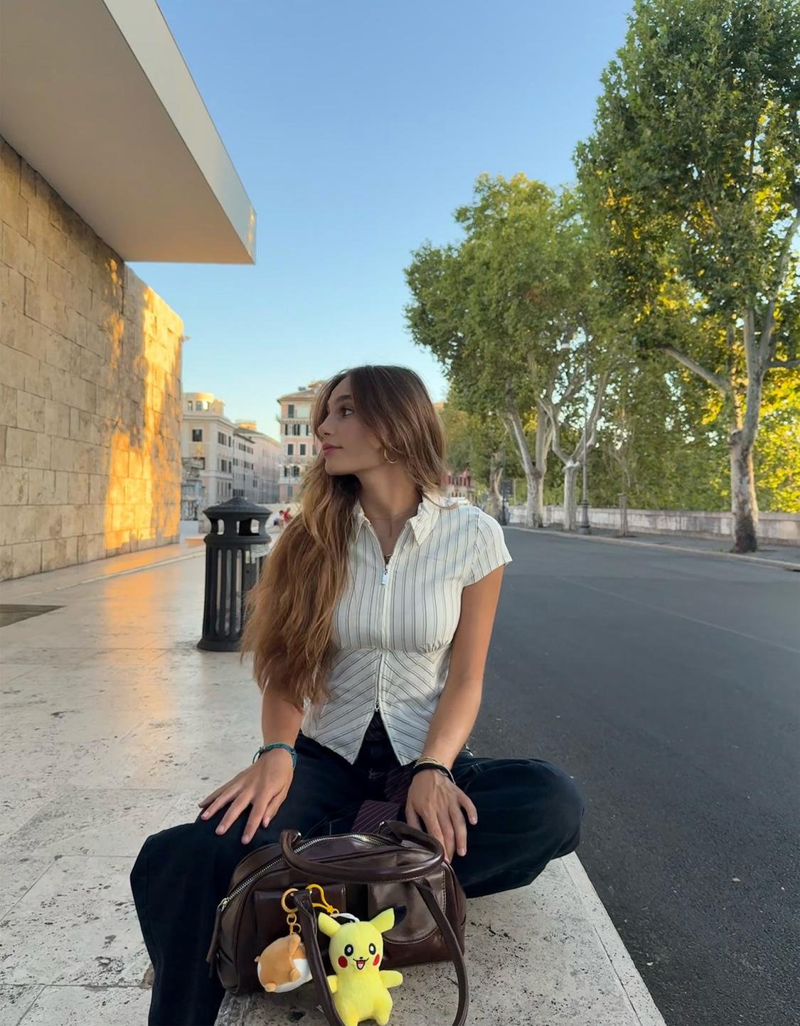 Camisa manga curta fecho de correr