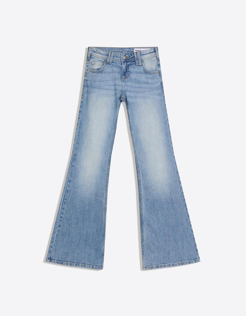 Low-rise embroidered flared jeans