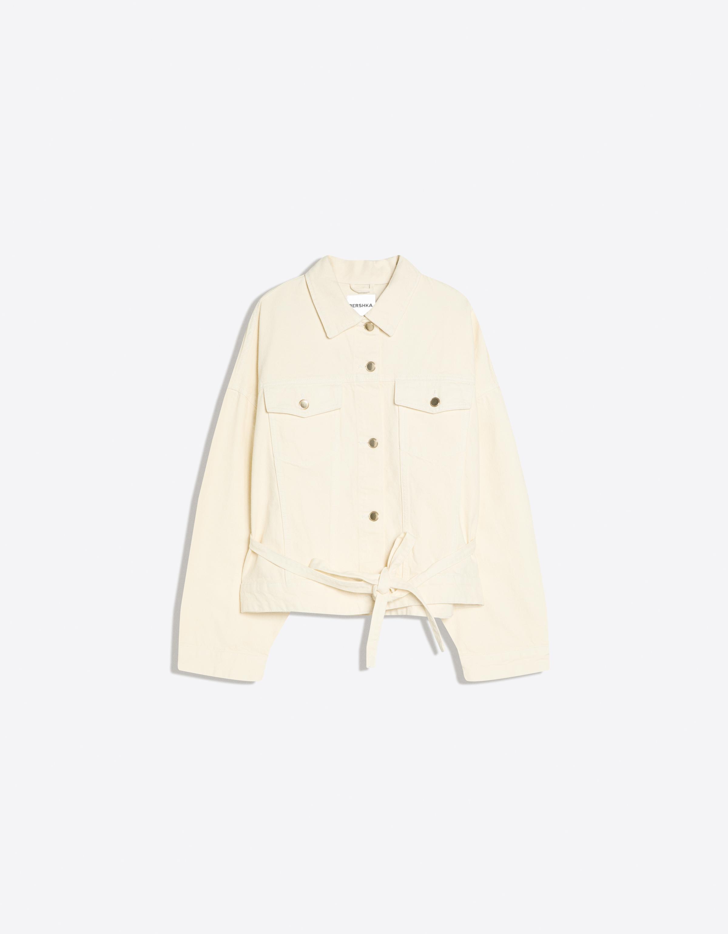 Bershka Oversize Jeansjacke Damen M Rohweiß