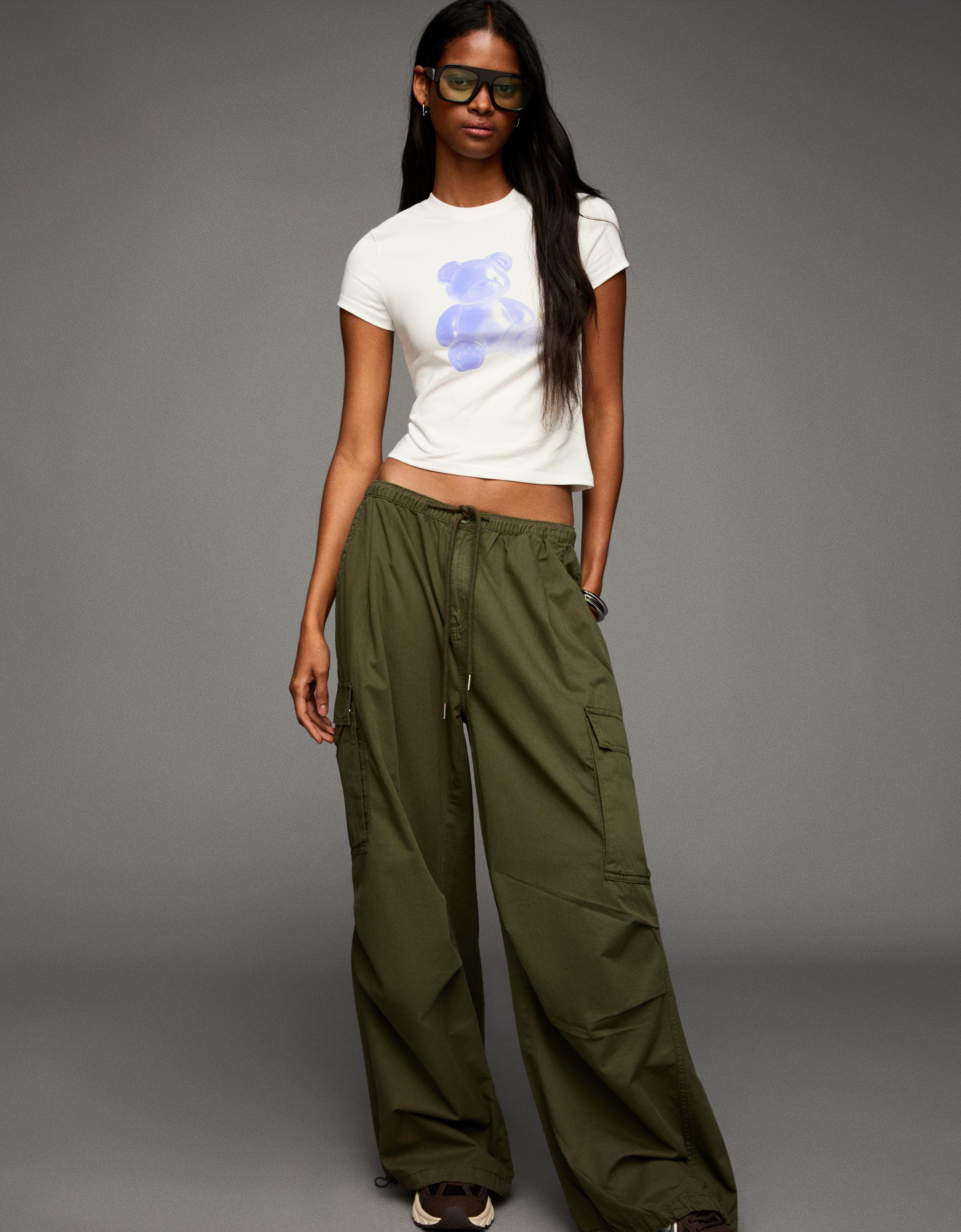 Bershka T-Shirt Mit Print Damen M Rohweiß