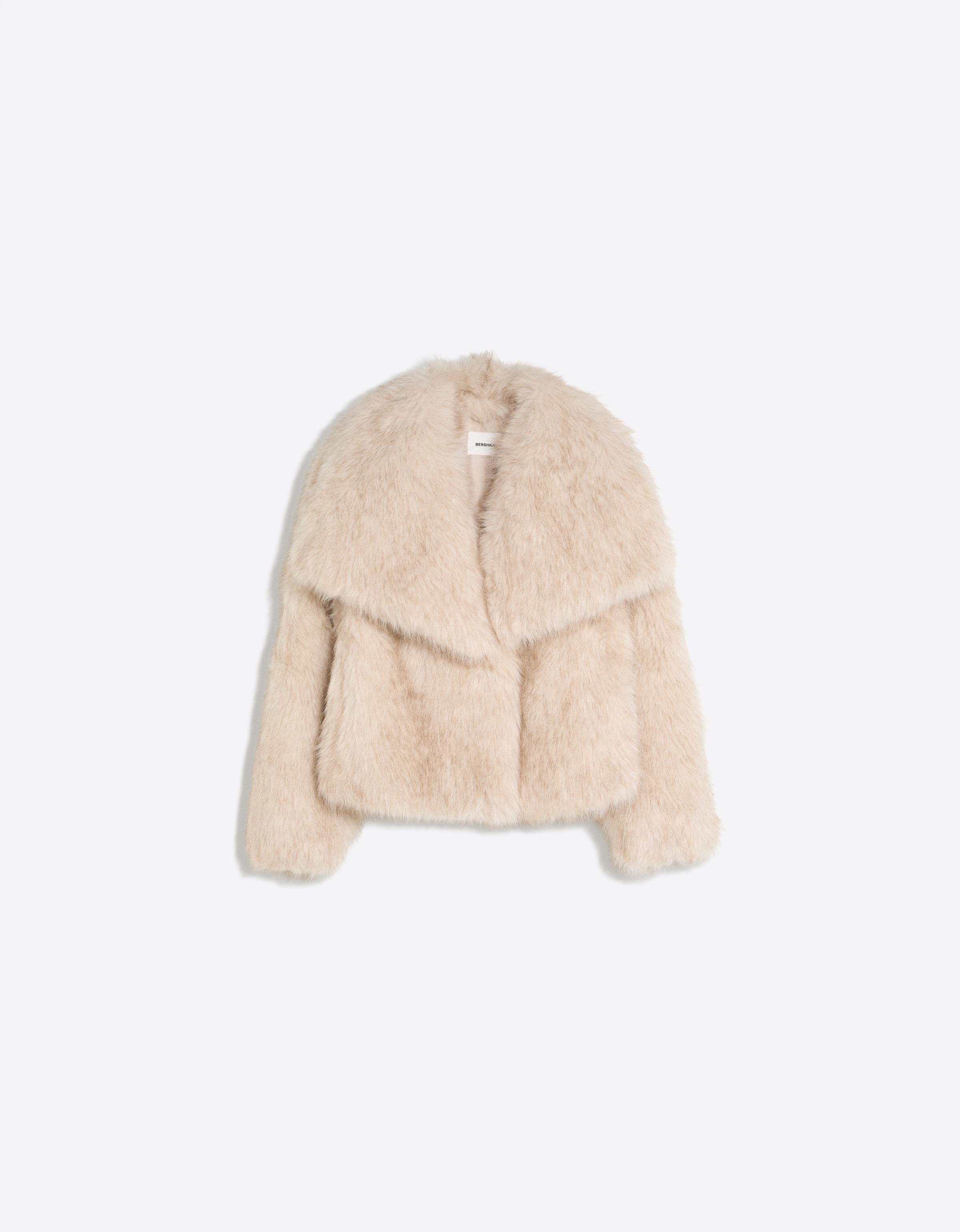 Furry jacket with lapel — Cream