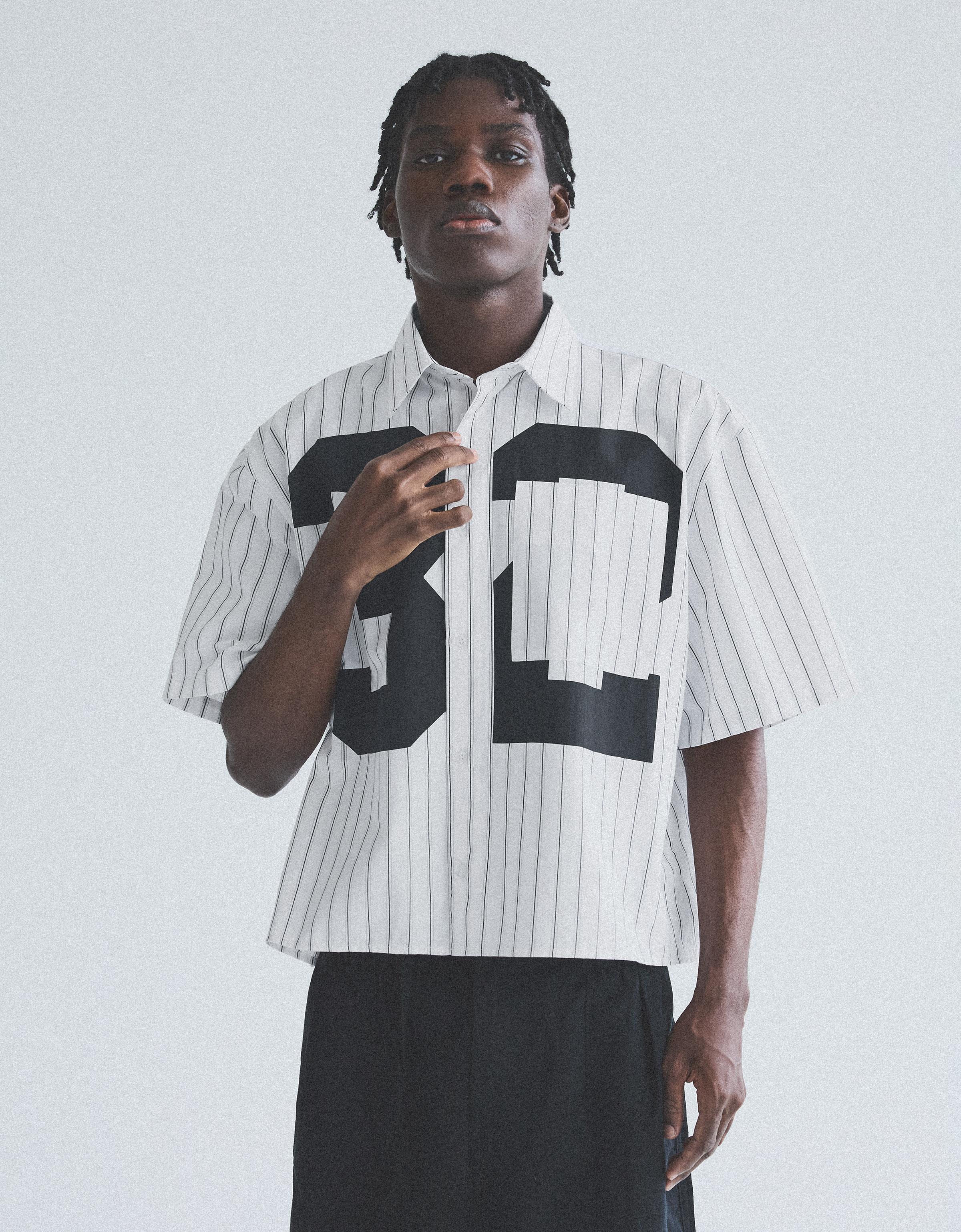 Bershka Çizgili print kısa kollu gömlek görsel 6