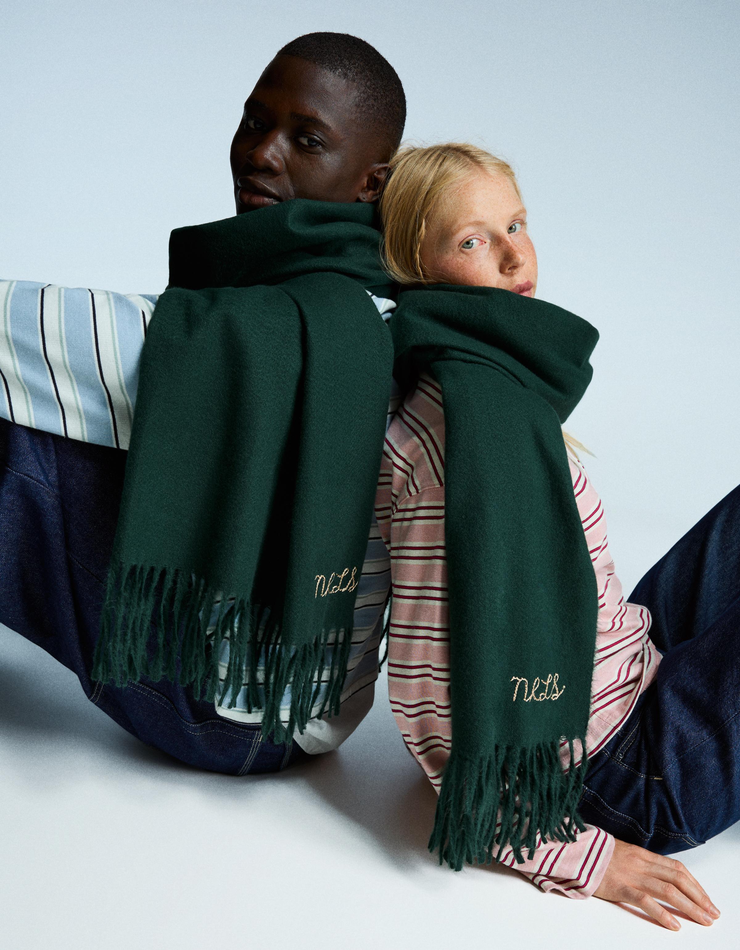 Bershka Schal Mit Stickerei Herren Grün