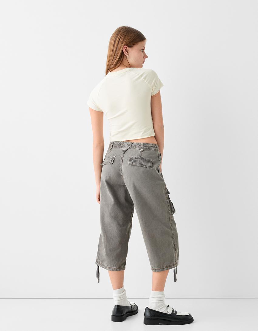 Short sleeve T-shirt with patch-Cream-1