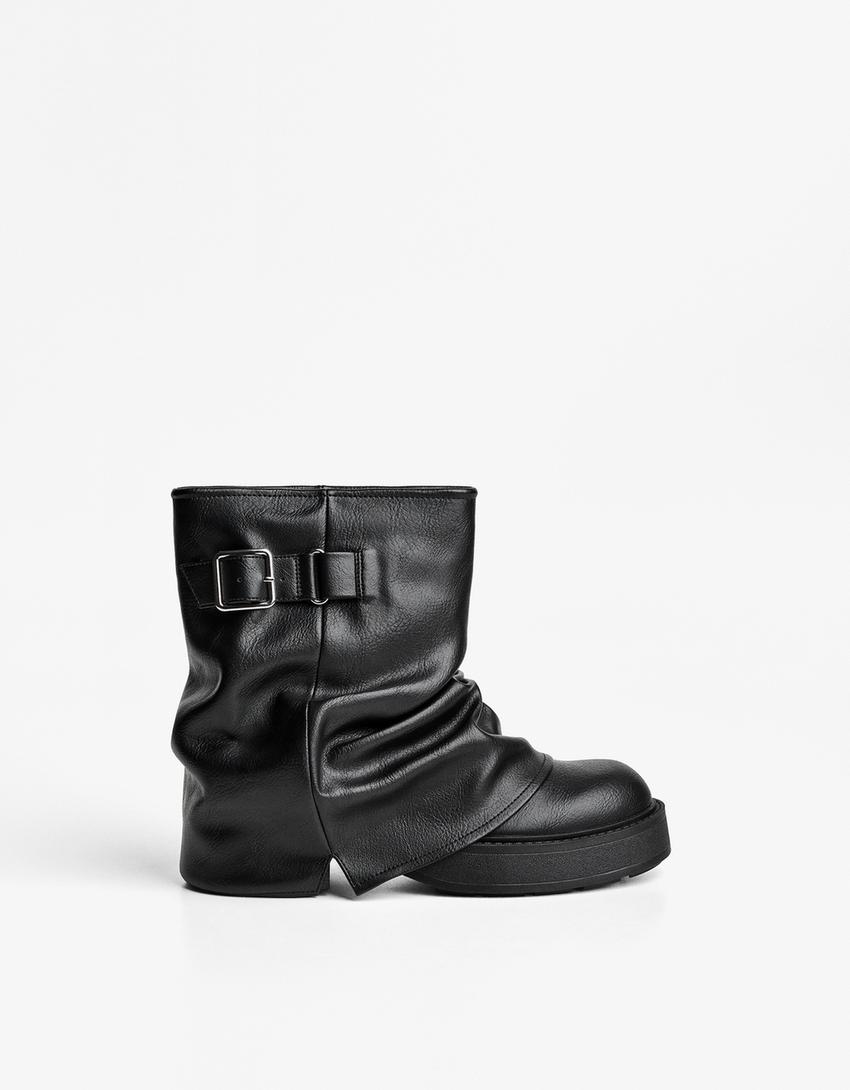 Flat ankle boots with buckle-BLACK