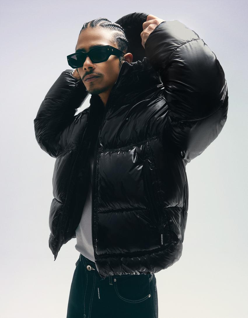 Puffy-Jacke mit Kapuze-Schwarz