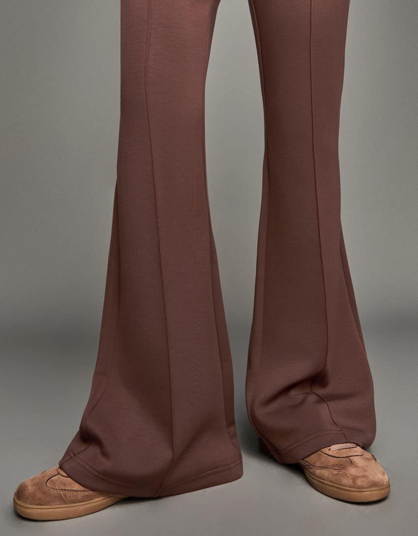 Pantalón flare soft con modal-Marrón-2