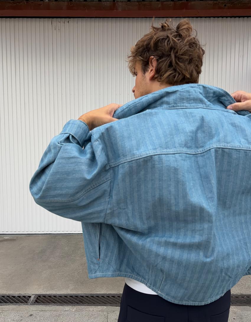 Gestreifte Jeansjacke-Hellblau