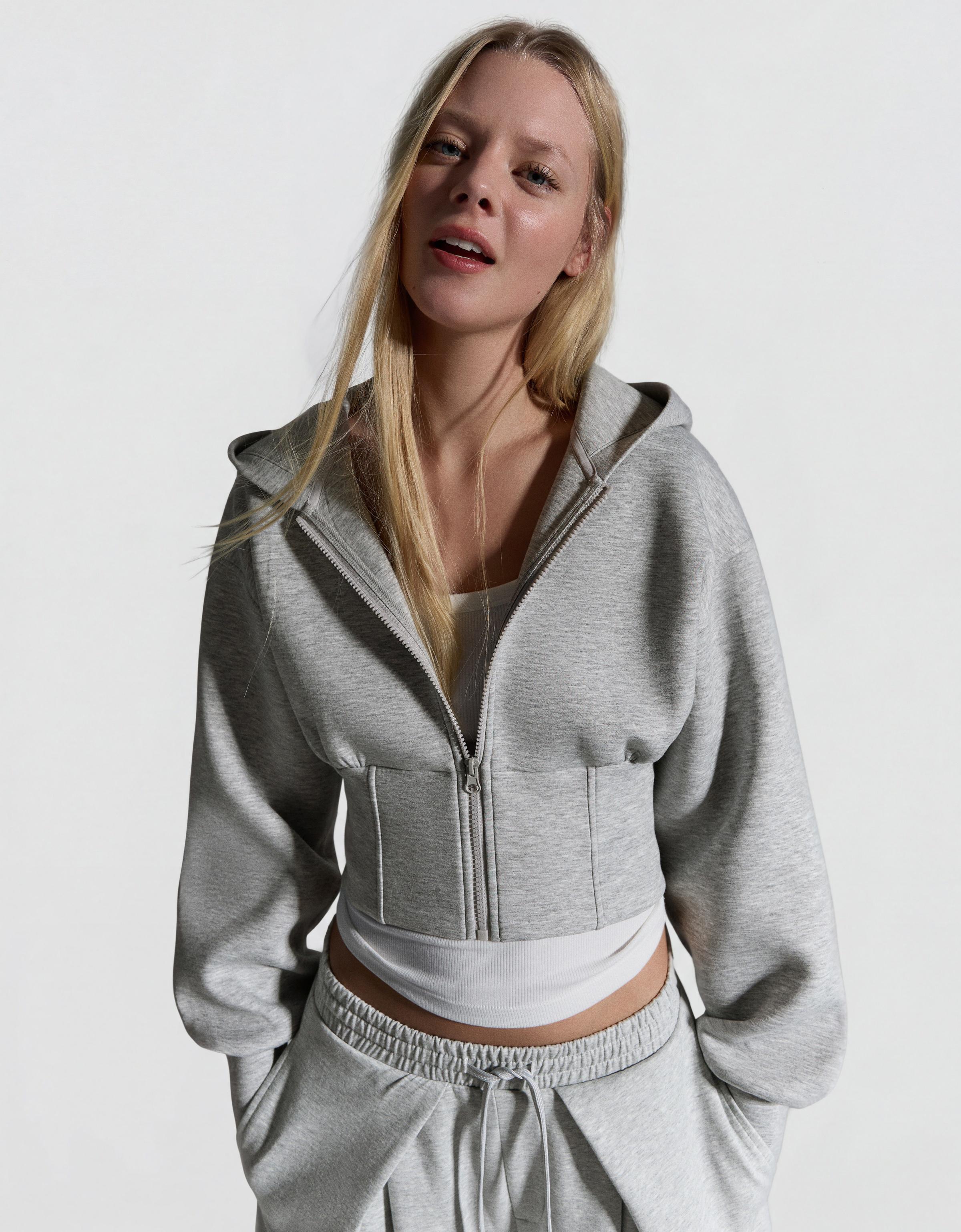 Kapüşonlu fermuarlı yüksek bel sweatshirt - Görsel 25