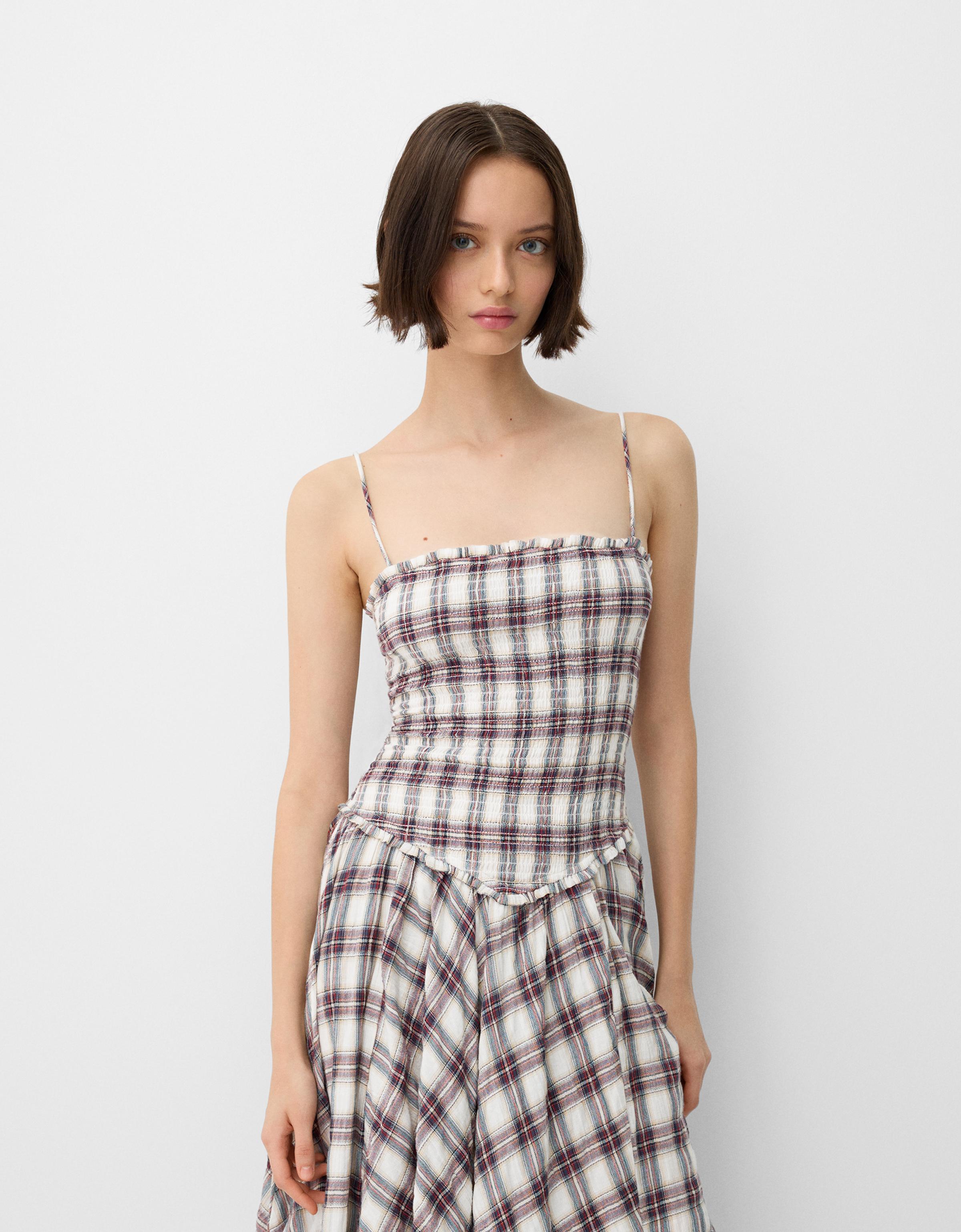 Bershka Bandeau-Kleid Mit Karomuster Und Volants Damen Xs Kombiniert