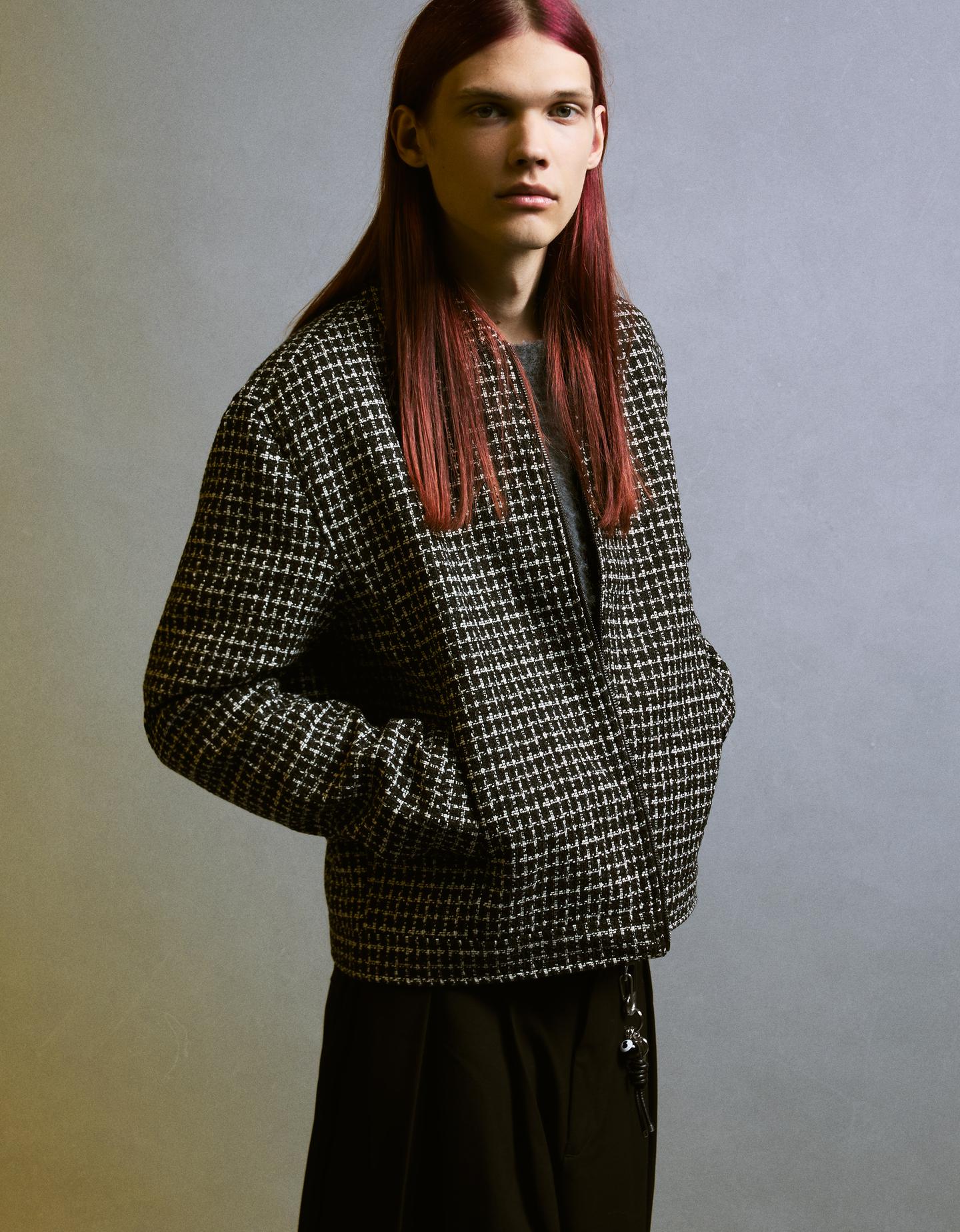 Bershka kurtka o krótszym kroju z szenili czarny