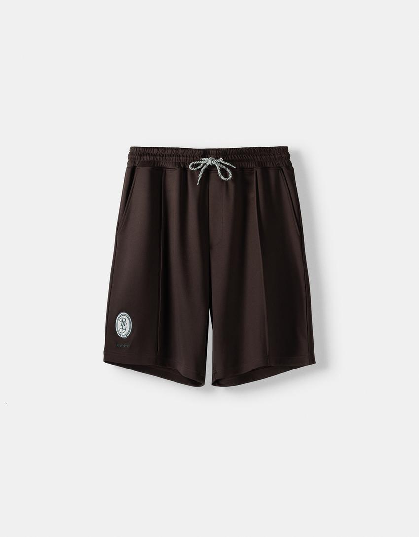 شورت برمودا رياضي بطبعة-بني-4