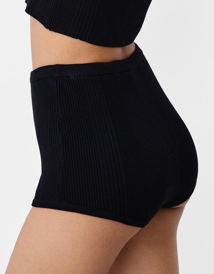 Ribbed shorts-Black-5