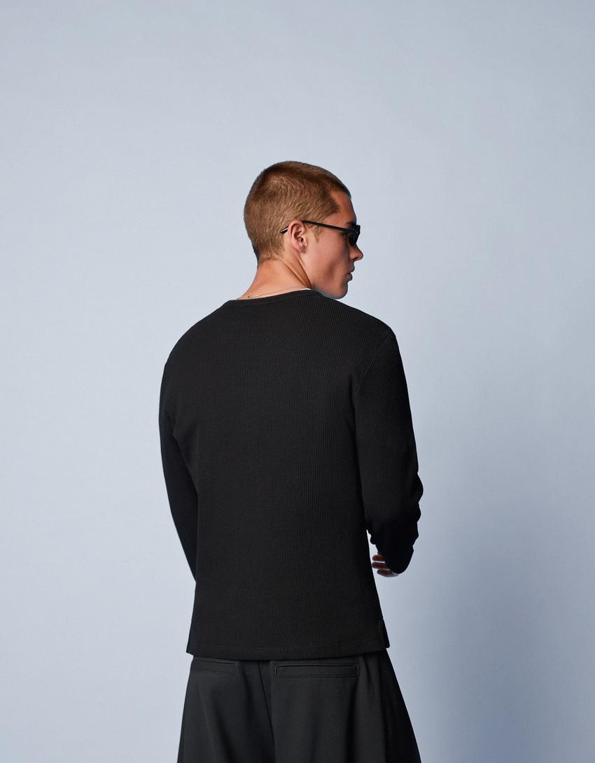 Camiseta manga longa henley slim fit-Negro