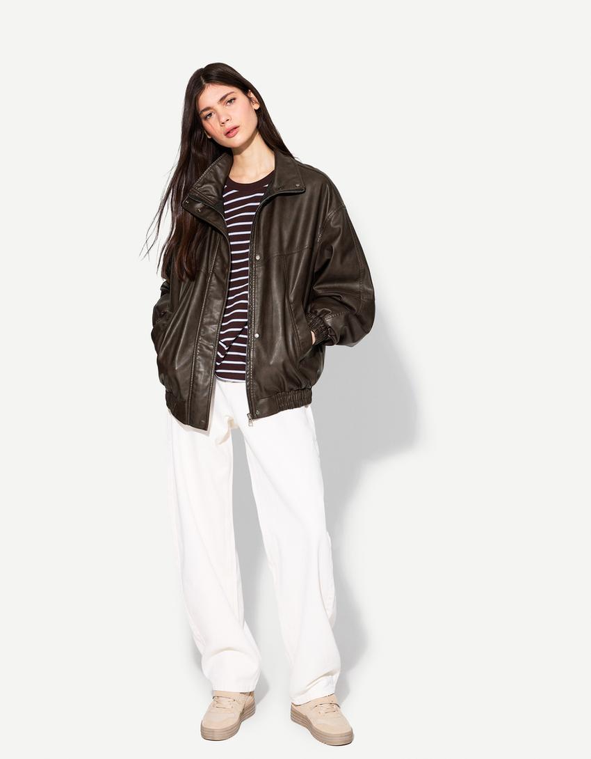 Cuero Pantalones Marrones Bershka Cazadora Oversize Efecto Piel