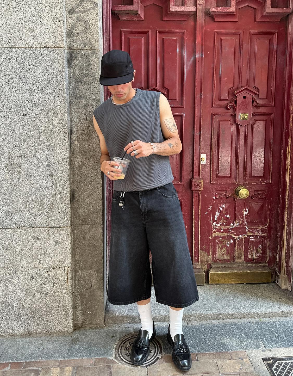 Baggy denim Bermuda shorts