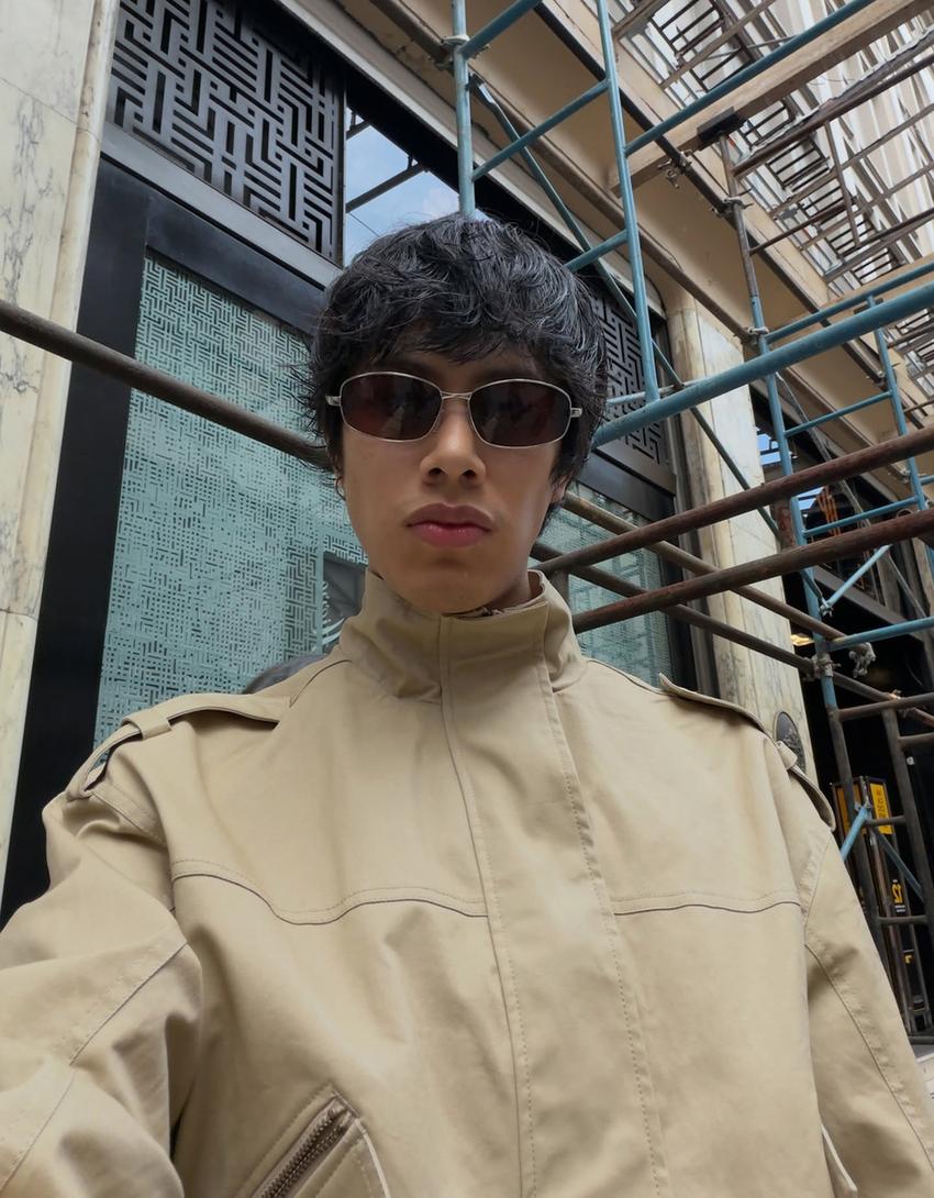 Kurzer Trenchcoat-Camel