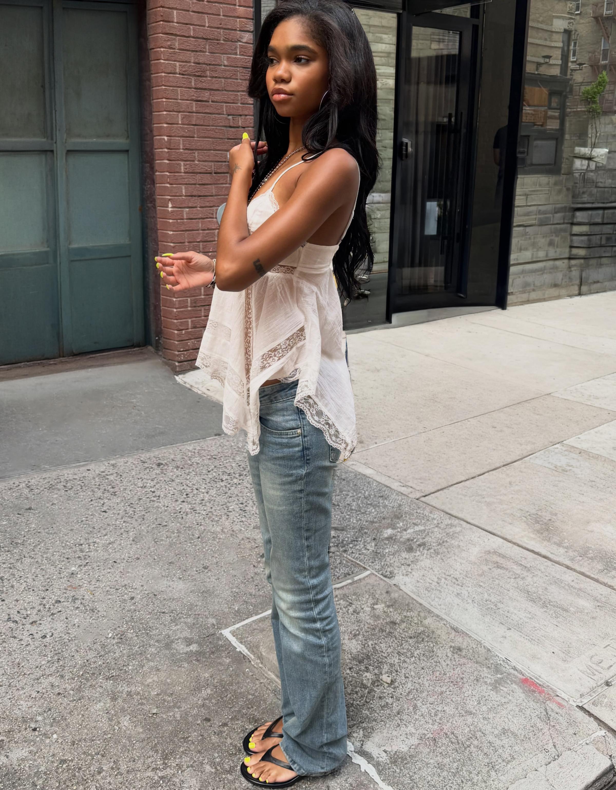 Lace strappy top — White