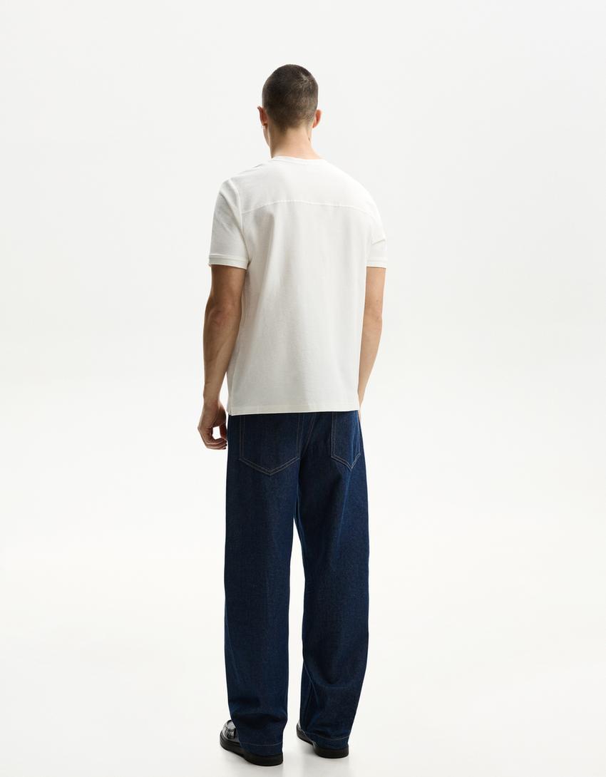 Textured short sleeve T-shirt-Off white-1