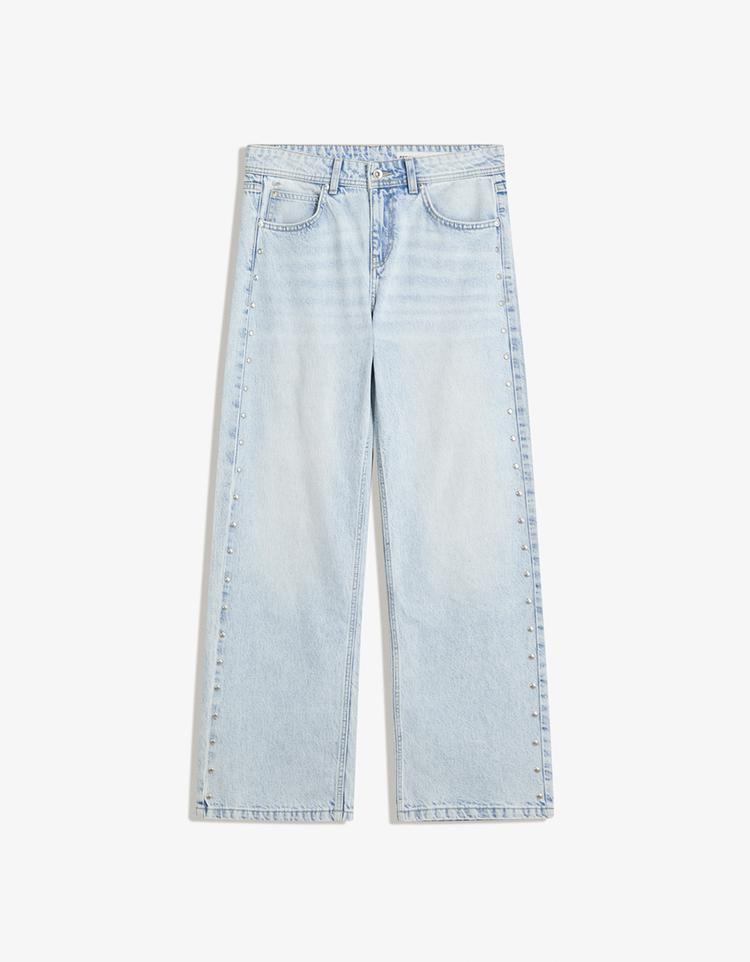 Baggy jeans with stars and studs