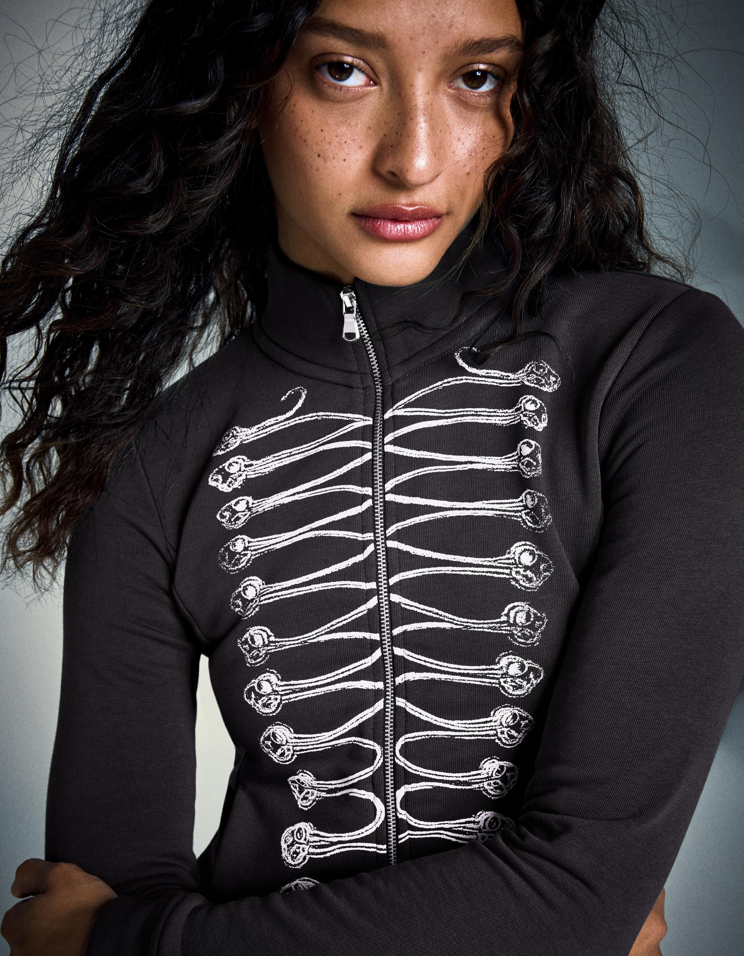 Dar kesim grafik desenli ceket - Görsel 9