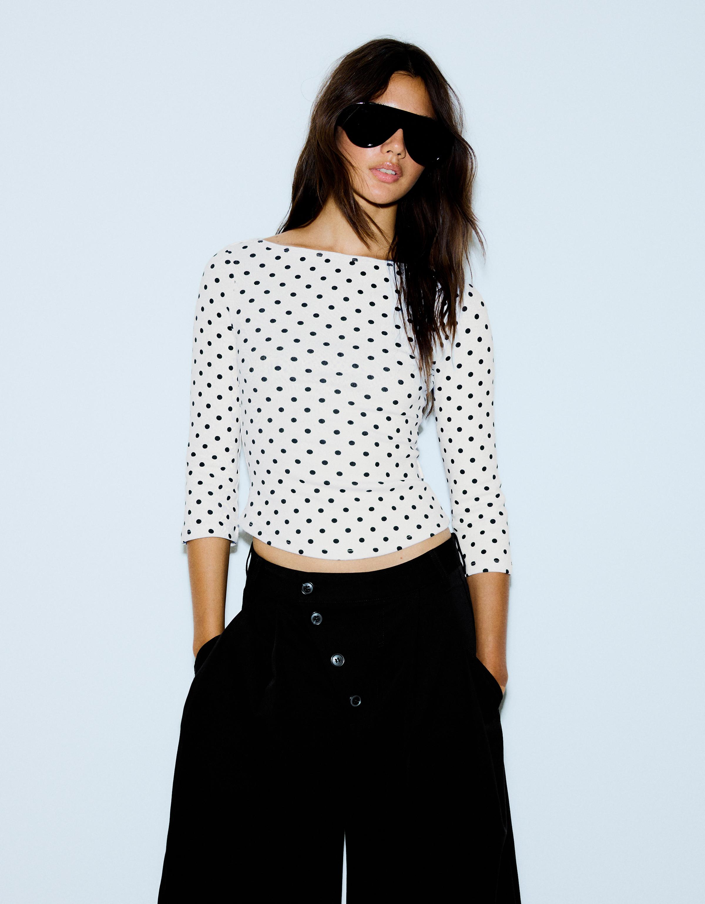 Boat neck long-sleeve T-shirt — White / Black