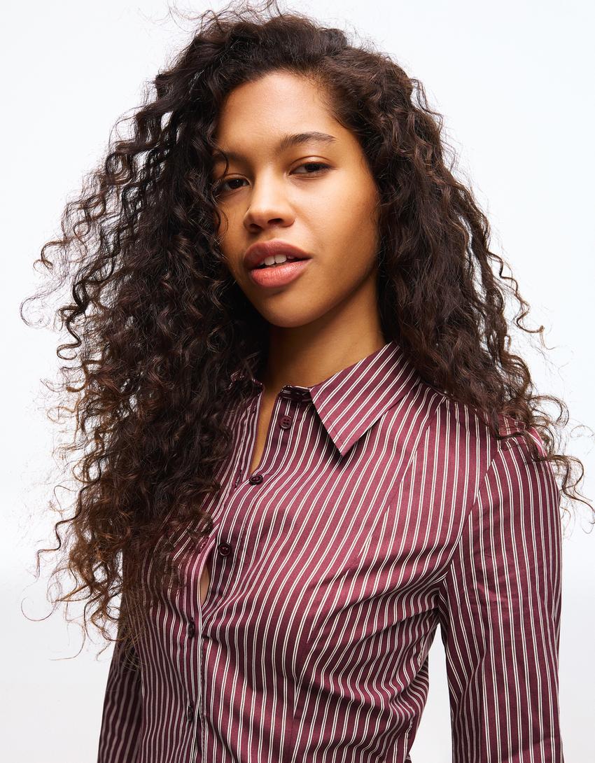 Strukirana košulja zvonastih rukava-Smeđecrvena