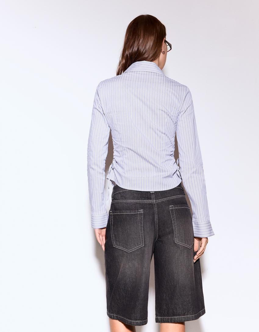 Chemise ajustée froncée sur le côté-Gris-1