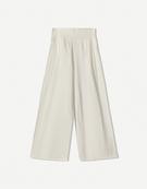 Byxor med vida ben och pressveck