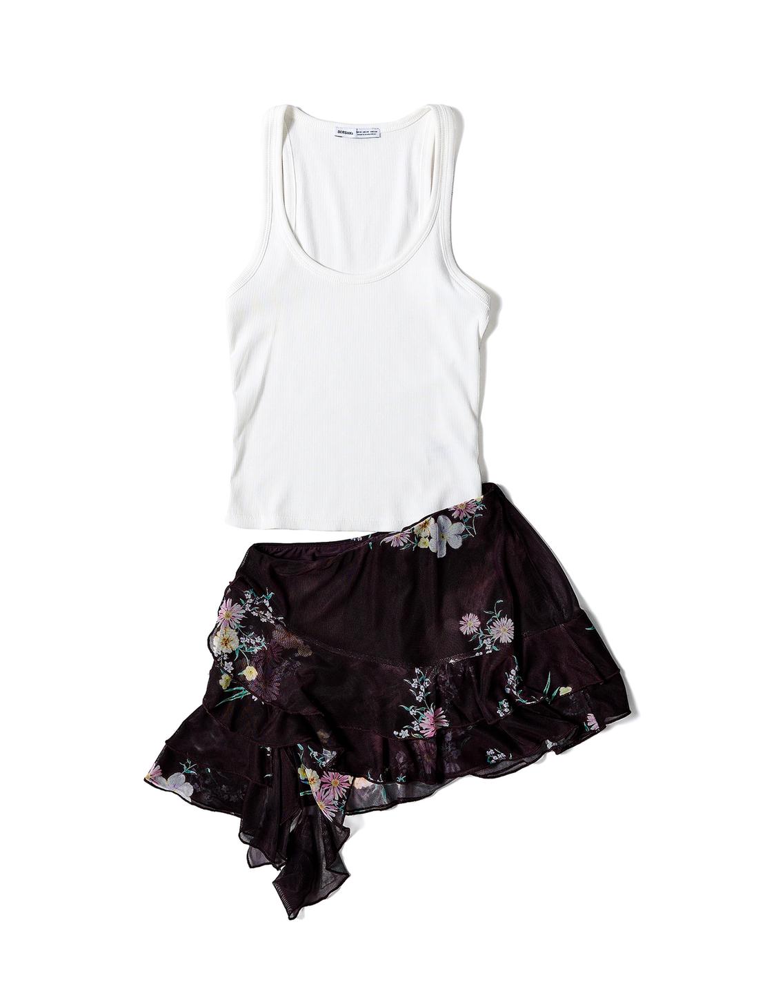 Sleeveless ribbed T-shirt