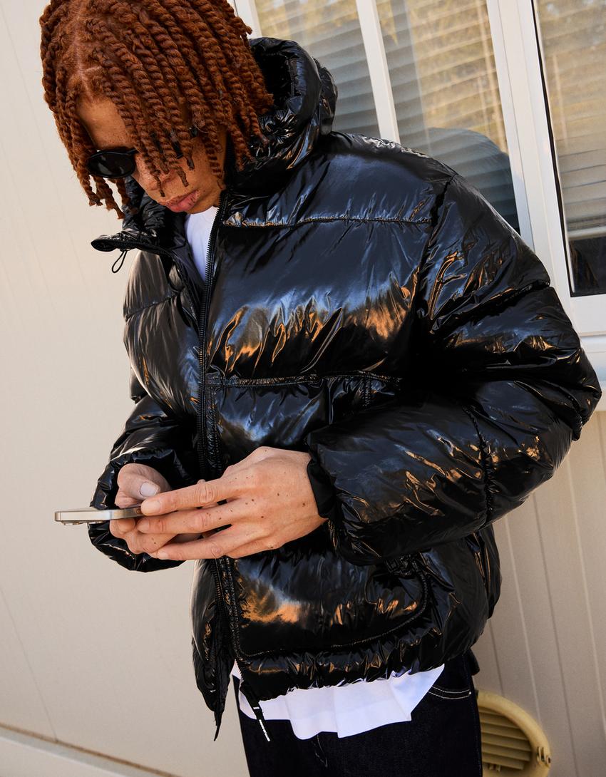 Puffy-Jacke mit Kapuze-Schwarz