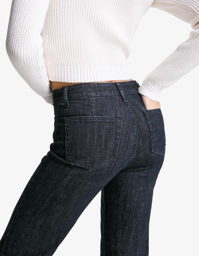 Utsvängda komfortjeans med fickor-Marin-2